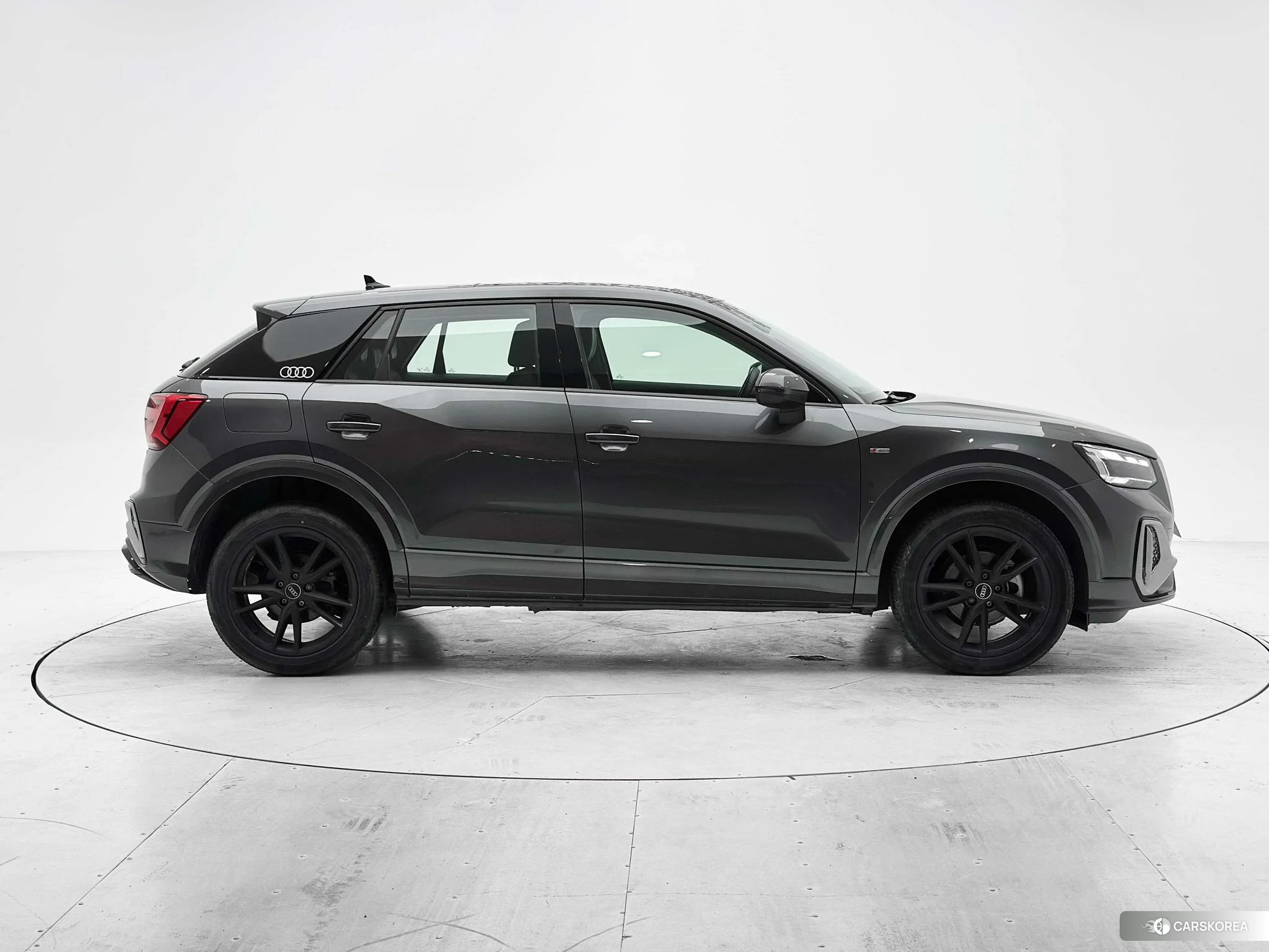 Audi Q2L id 4485323 из Китая 8