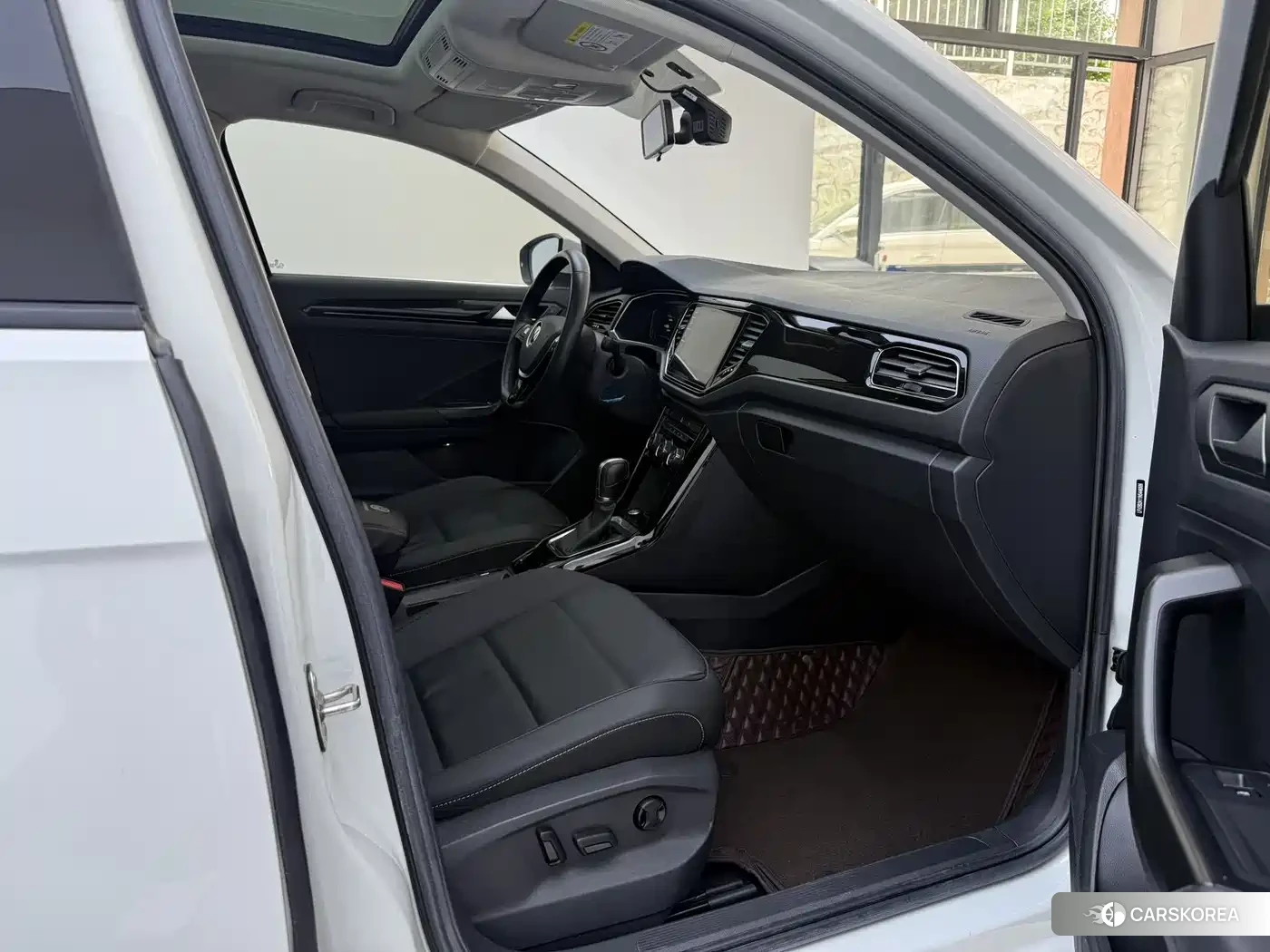 Volkswagen T-Roc id 4601100 из Китая 8