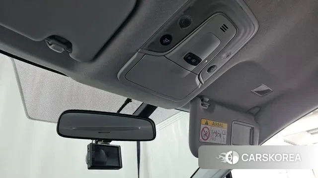 Toyota Prius 4th Generation id 3703700 из Кореи 8