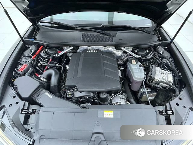 Audi A6L id 4272347 из Китая 8