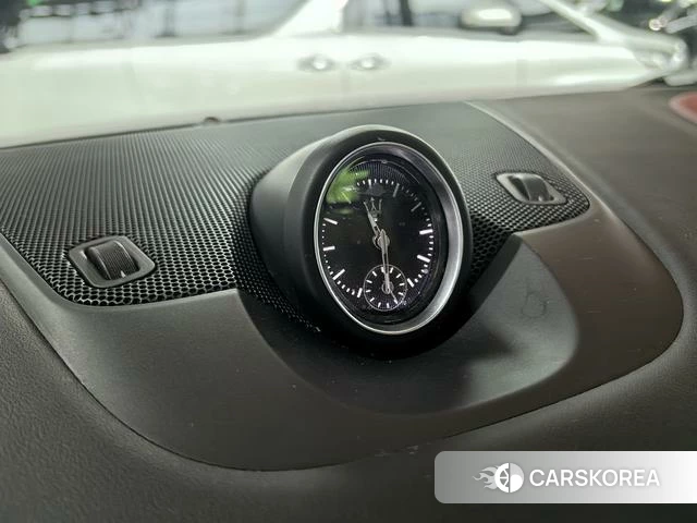 Maserati Levante id 4208588 из Китая 8