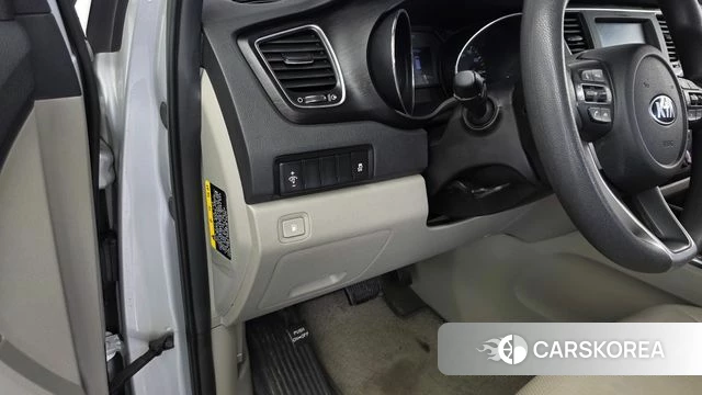 Kia The New Carnival id 4310570 из Кореи 8