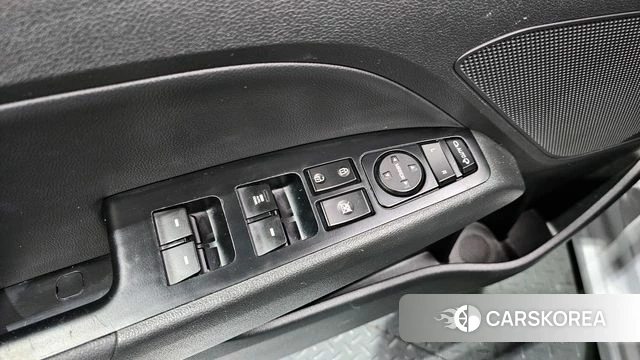 Hyundai Avante AD id 3801819 из Кореи 8