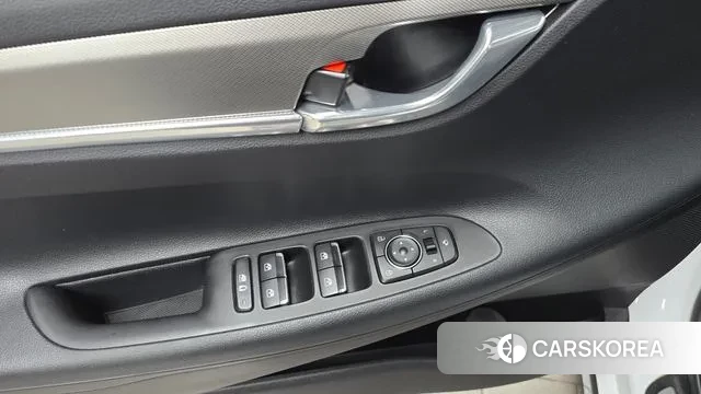 Hyundai The New Grandeur IG Hybrid id 3032826 из Кореи 8