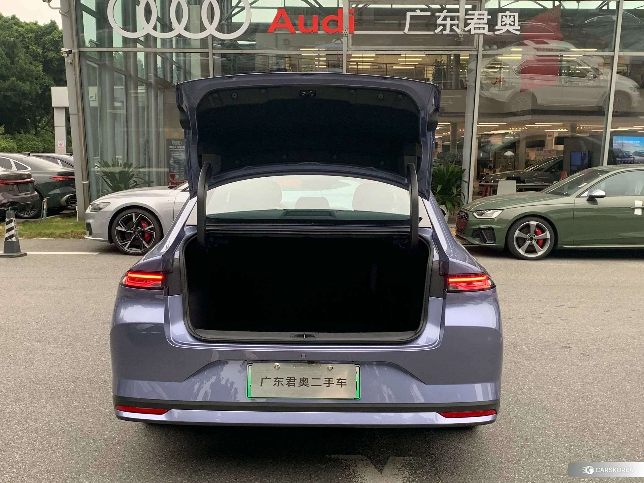 Nissan N6 id 4452692 из Китая 8