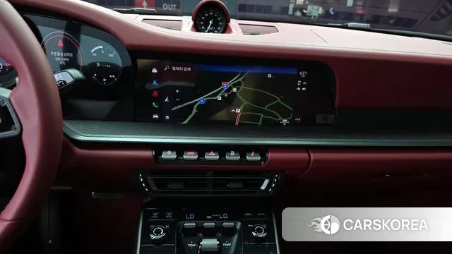 Porsche 911(992) id 2993137 из Кореи 8