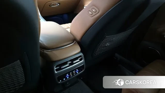 Genesis GV70 id 3477213 из Кореи 8