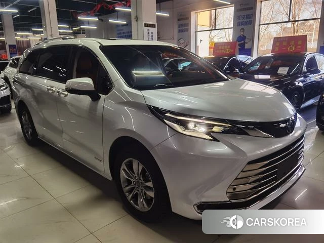 Toyota Saina id 4257280 из Китая 8