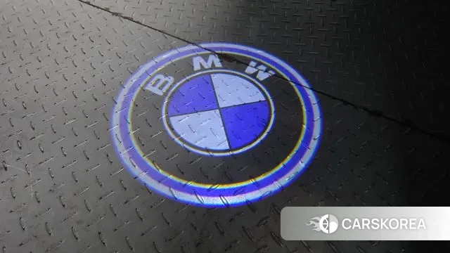 BMW 5 Series (G30) id 3787622 из Кореи 8