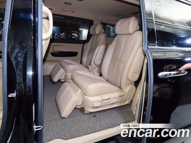 Kia The New Carnival id 2683350 из Кореи 8