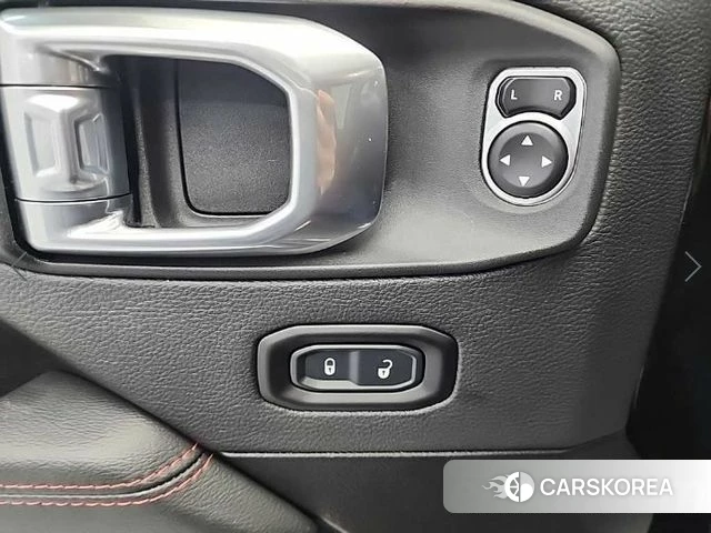 Jeep Gladiator (JT) id 3871531 из Кореи 8