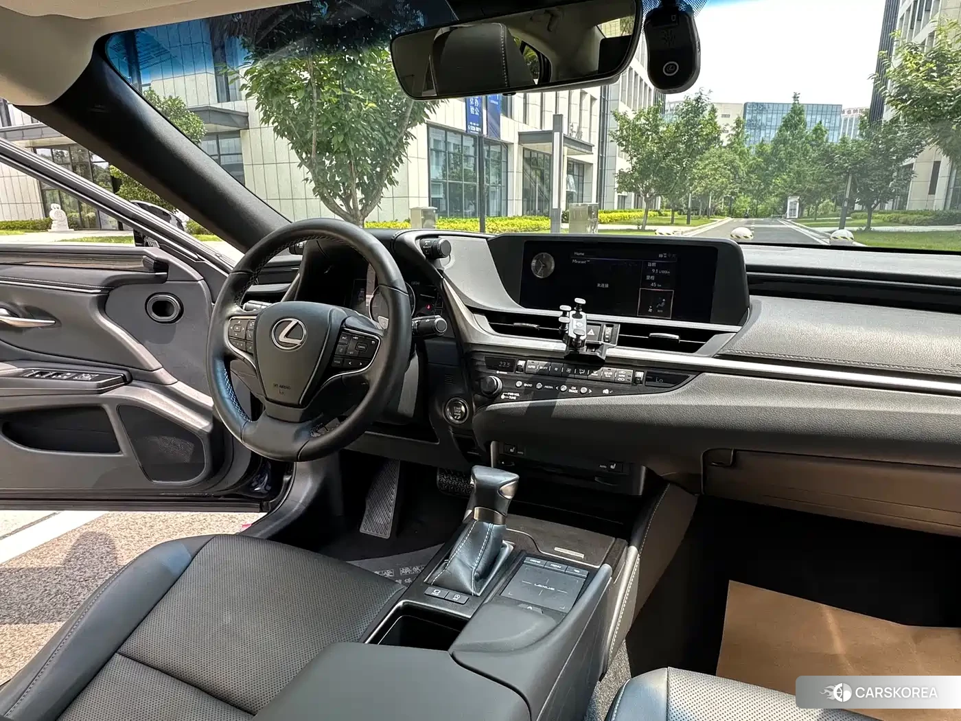 Lexus ES id 4554063 из Китая 8