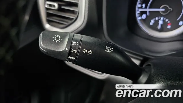 Hyundai Venue id 2936455 из Кореи 8