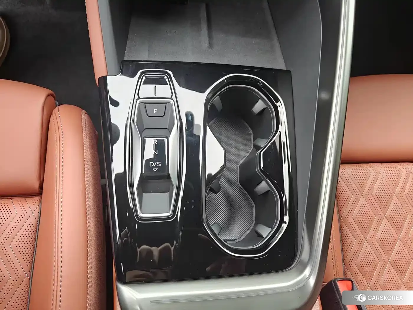 Audi Q5L id 4546232 из Китая 8