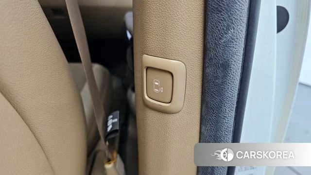 Kia All New Carnival id 4435864 из Кореи 8