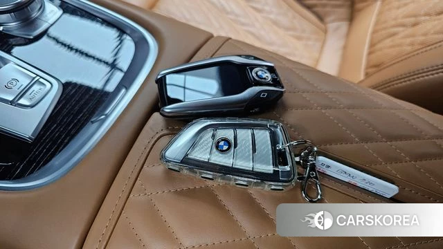 BMW 7 Series (G11) id 4731001 из Кореи 8