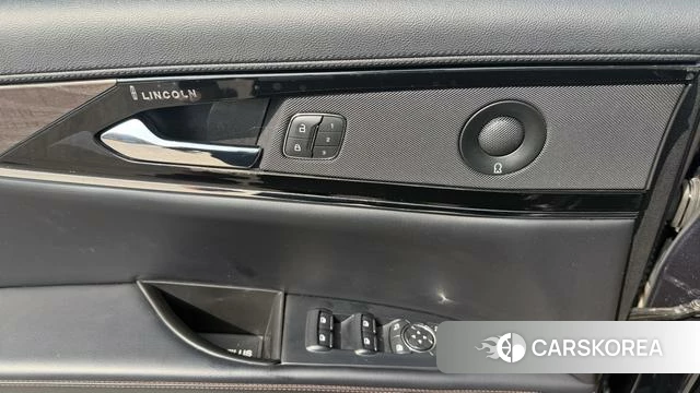 Lincoln Navigator id 4212194 из Китая 8