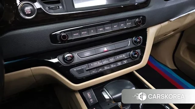 Kia The New Carnival id 3713718 из Кореи 8