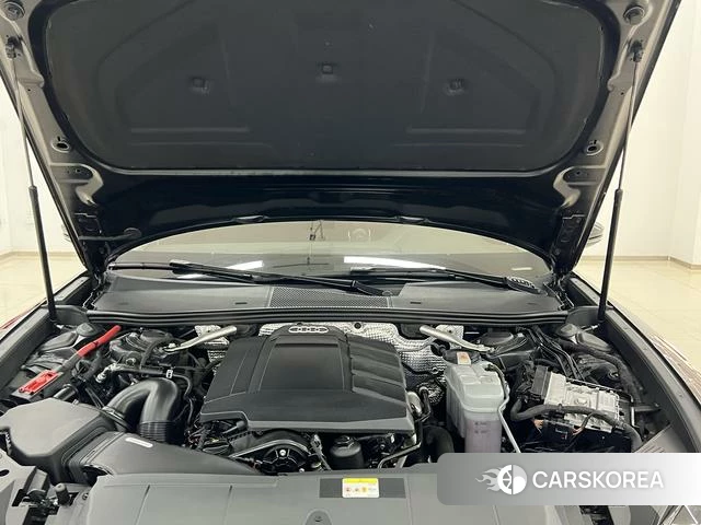 Audi A6L id 4366042 из Китая 8