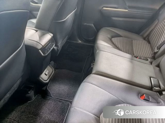 Toyota Crown Lufang id 4274690 из Китая 8