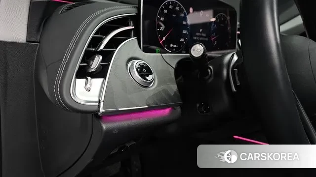 Mercedes-Benz E-Class W214 id 3629119 из Кореи 8