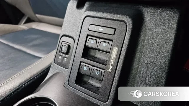 Ford Bronco 6th Generation id 3447909 из Кореи 8