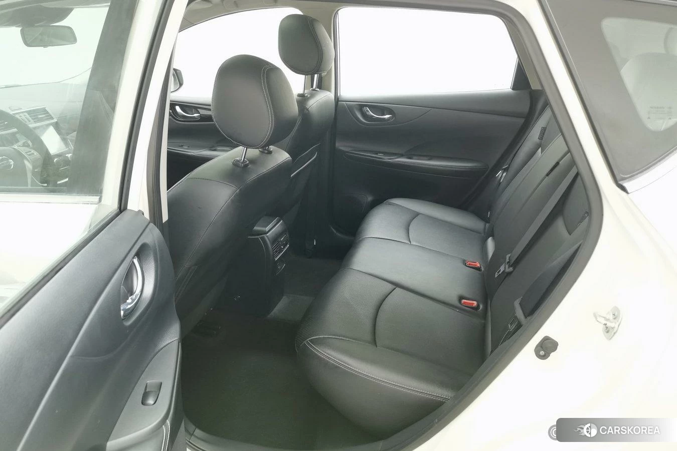 Nissan TIIDA id 4512804 из Китая 8