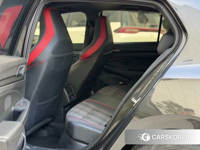Volkswagen Golf GTI id 4299587 из Китая 8