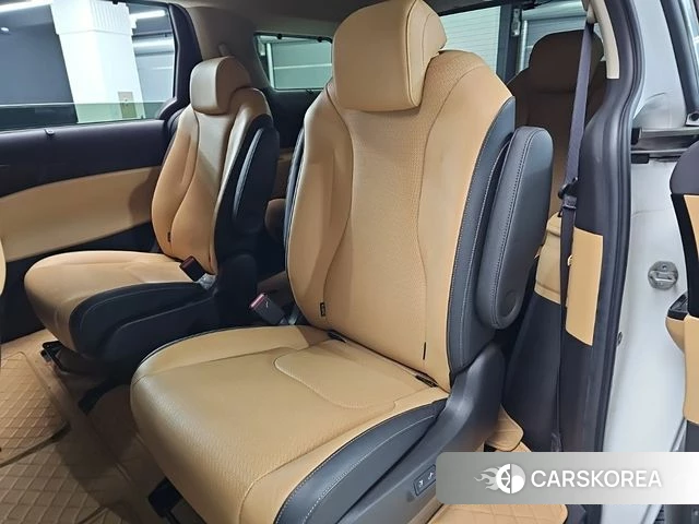 Kia Carnival 4th generation id 3965390 из Кореи 8