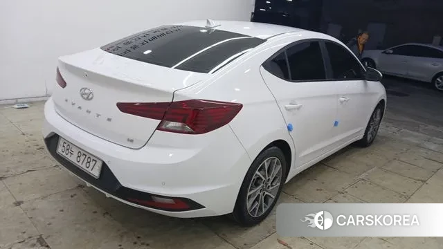 Hyundai The New Avante AD id 3434423 из Кореи 8