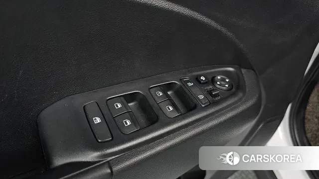 Hyundai Venue id 3582562 из Кореи 8