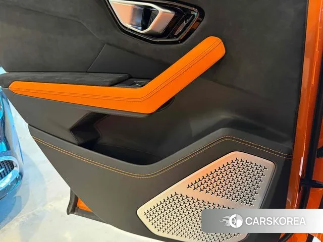 Lamborghini Urus id 2984972 из Кореи 8