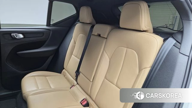 Volvo XC40 id 3885500 из Кореи 8