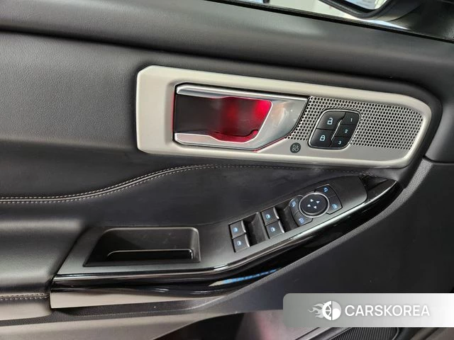 Ford Explorer 6th Generation id 3826707 из Кореи 8