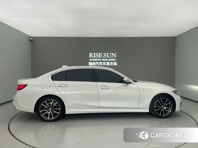 BMW 3 series id 4264939 из Китая 8