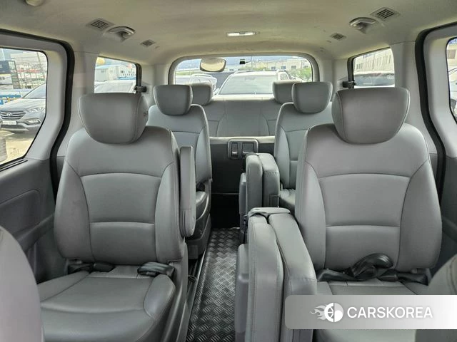Hyundai The New Grand Starex id 4396914 из Кореи 8