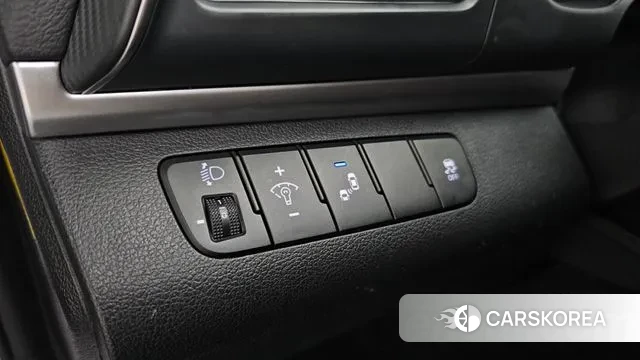 Hyundai The New Avante AD id 3434369 из Кореи 8