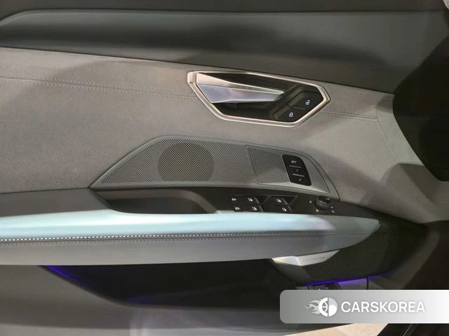 Audi e-tron GT id 4259272 из Китая 8