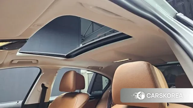 BMW 5 Series (G30) id 3372578 из Кореи 8