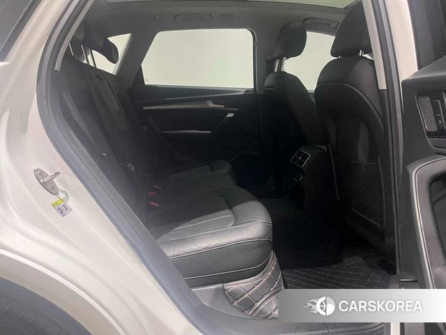 Audi Q5L id 4219286 из Китая 8