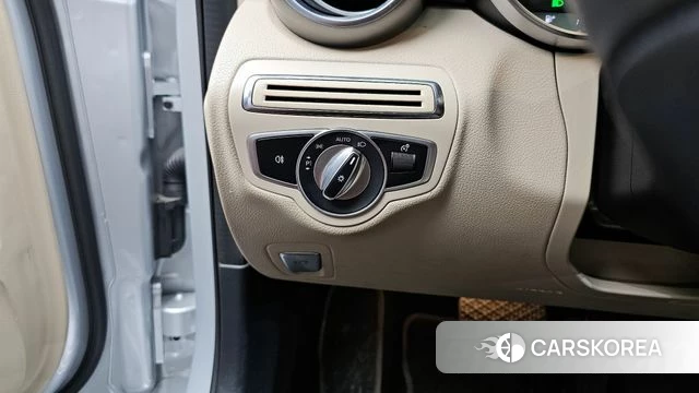 Mercedes-Benz C-Class W205 id 3917109 из Кореи 8