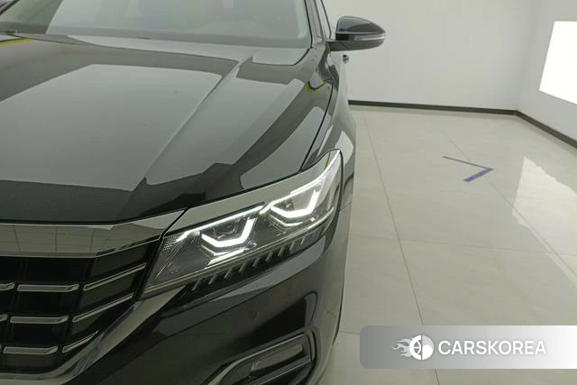 Volkswagen Passat id 3784688 из Китая 8