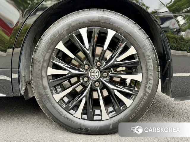 Toyota Elfa id 4275922 из Китая 8