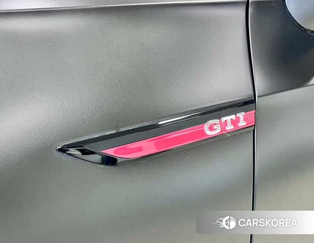Volkswagen Golf GTI id 4273251 из Китая 8