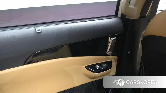 Kia Carnival 4th generation id 4202526 из Кореи 8