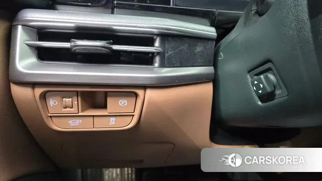 Hyundai Grandeur (GN7) id 3512839 из Кореи 8