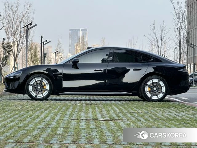 Xiaomi Car Xiaomi SU7 id 4182639 из Китая 8