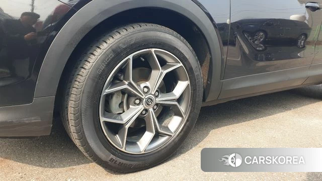 Ssangyong Beautiful Korando id 4887341 из Кореи 8