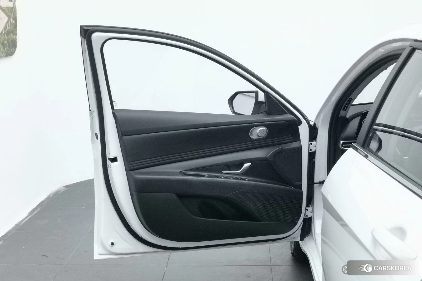 Hyundai Elantra id 4461903 из Китая 8