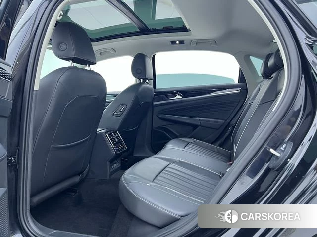 Volkswagen Passat id 4300760 из Китая 8